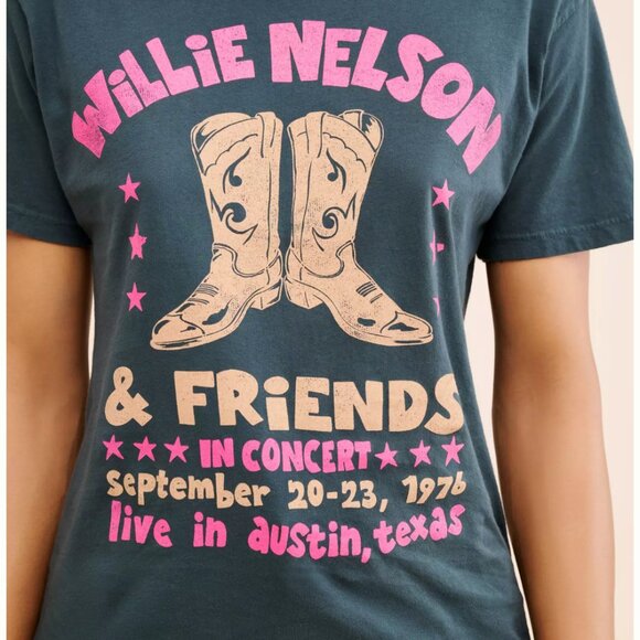 NEW! Let Luv Willy Nelson T-Shirt - Picture 1 of 1